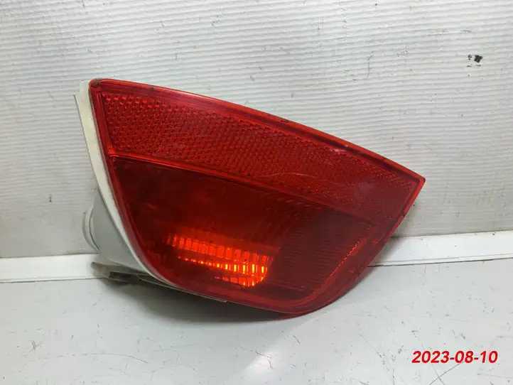 Ford Focus (1998 - 2004) 1M5115K273A Задняя противотуманная фара — фото 1