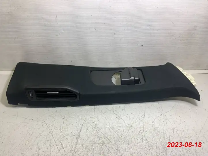 Mercedes-Benz GL X166 (2013 - 2019) A1666904825 Верхняя обшивка стойки B — фото 10