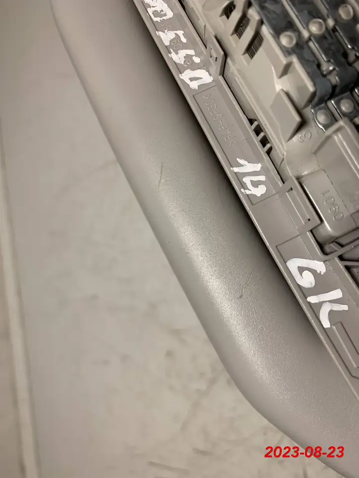 Mercedes-Benz GL X166 (2013 - 2019) A0998150136 Потолочная ручка передняя — фото 6