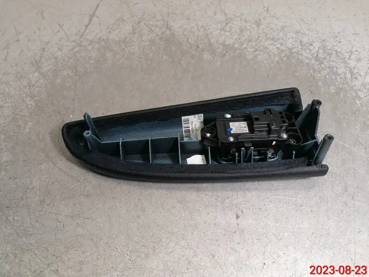 Mercedes-Benz S W221 (2005 - 2013) A2218704579 Блок кнопок стеклоподъемников — фото 2