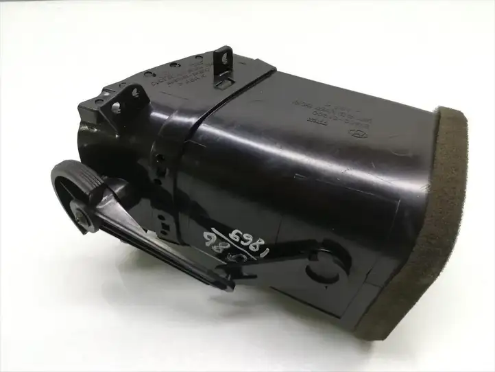 Hyundai Trajet (2000 - 2004) 97432-3A900 Боковой воздушный дефлектор — фото 4
