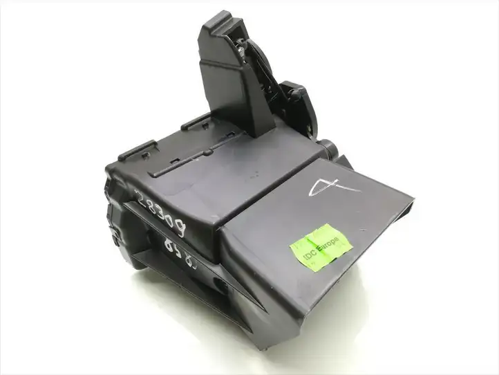 Citroen C5 (2004 - 2008) 9682425477 Боковой воздушный дефлектор — фото 3