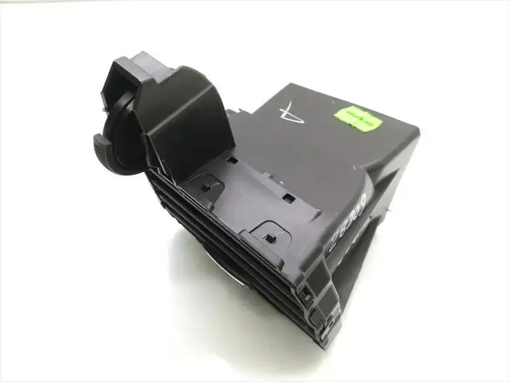Citroen C5 (2004 - 2008) 9682425477 Боковой воздушный дефлектор — фото 4