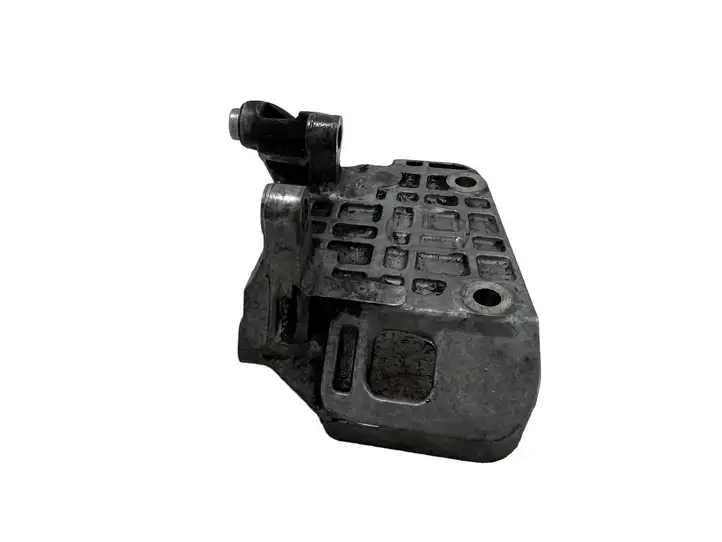 Audi A4 S4 B8 8K (2011 - 2015) 059903143A Кронштейн генератора — фото 6