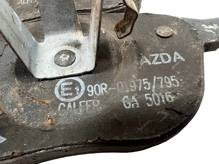 Mazda 5 (2005 - 2010) 90R01975795 Передние тормозные колодки — фото 5