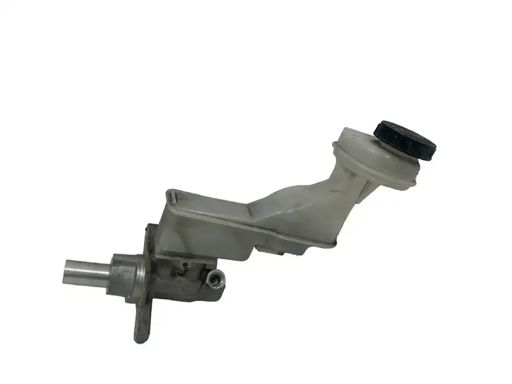 Nissan Qashqai (2006 - 2010) 204X24278 Главный тормозной цилиндр — фото 1