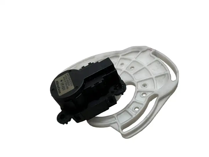 Citroen C-Crosser (2007 - 2013) CSA512T010 Двигатель задвижки потока воздуха — фото 1