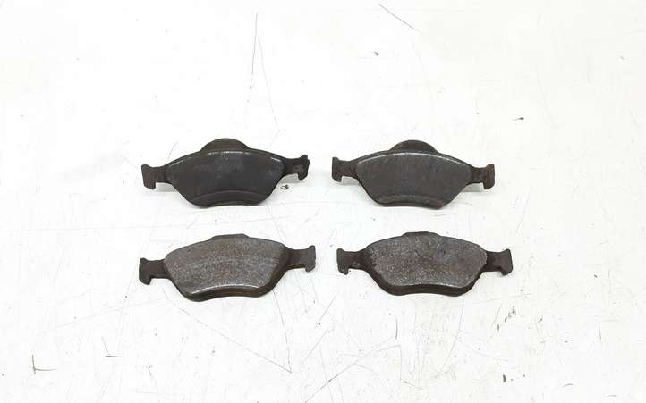 Ford Fiesta (2006 - 2008)   Тормозные колодки (передние)