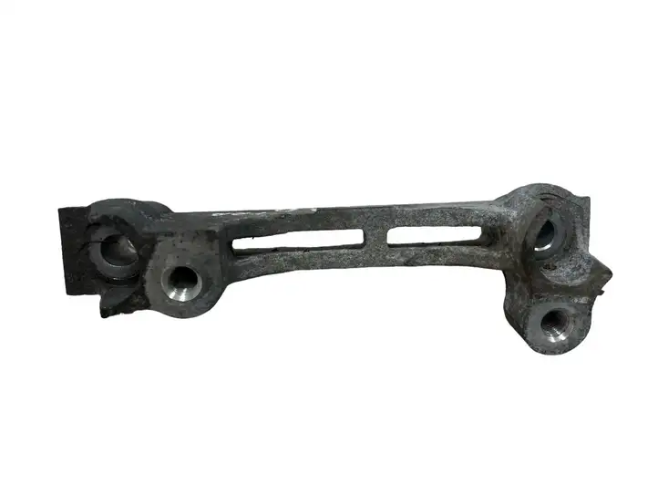 Toyota RAV 4 (XA40) (2012 - 2018) Кронштейн двигателя — фото 2