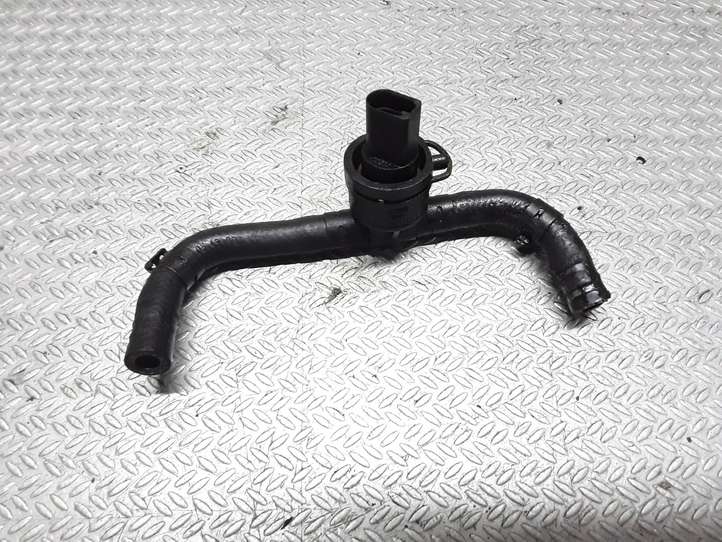 Volkswagen Polo (1994 - 2001)  038906081B Датчик температуры топлива