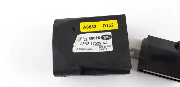 (2022 - ) J8A217509AA Реле интервала стеклоочистителей — фото 3