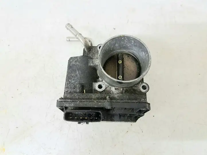 Toyota Corolla Verso AR10 (2004 - 2009) 220300D010 Дроссельная заслонка — фото 1