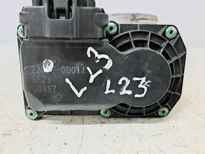 Toyota Avensis T250 (2006 - 2009) 220300D011 Дроссельная заслонка — фото 2