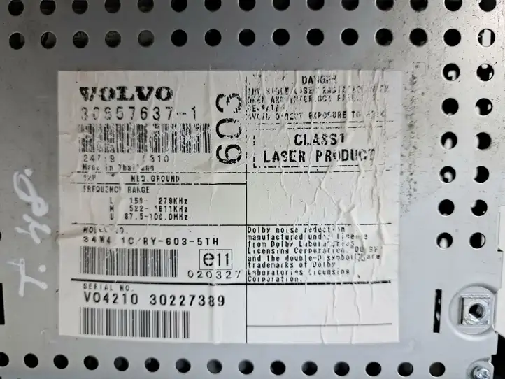 Volvo V70 (2000 - 2004) 306576371 Магнитола / мультимедийная система — фото 3