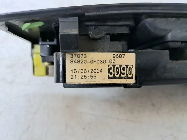 Toyota Corolla Verso AR10 (2004 - 2009) 848200F030 Блок кнопок стеклоподъемников — фото 3