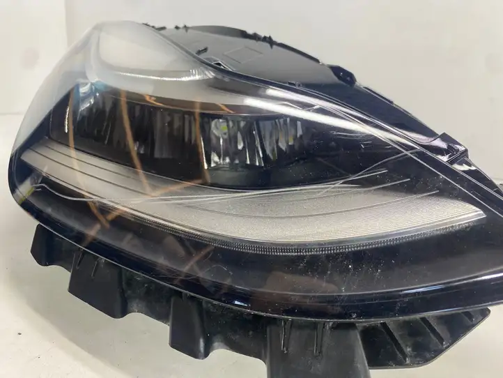 Tesla Model 3 (2017 - 2023) 107737640b Передняя фара — фото 2