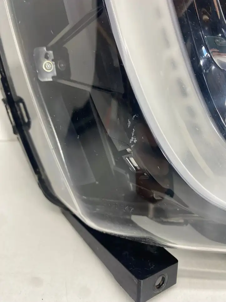 Tesla Model X (2015 - 2021) 103433100A Передняя фара — фото 9