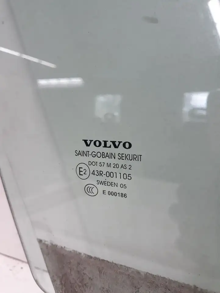 Volvo V50 (2004 - 2008) AS2 Стекло передней двери — фото 2