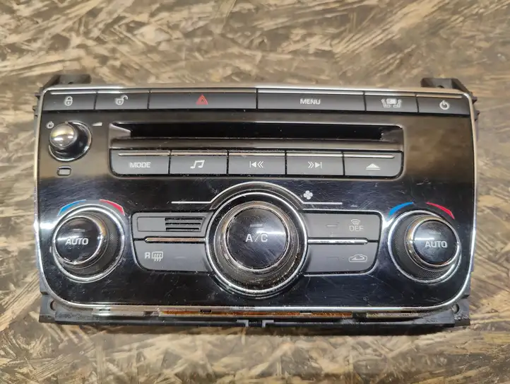 Jaguar XJL (2011 - 2018) AW9318C858DD Магнитола / мультимедийная система — фото 1