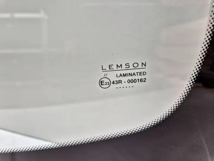 BMW 1 E81 E87 (2004 - 2011) 43R000162 Переднее стекло — фото 4