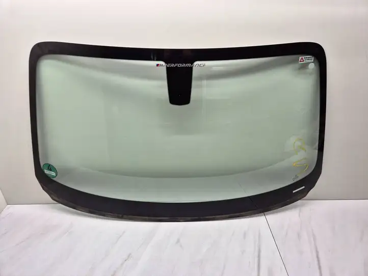 BMW 1 F20 F21 (2011 - 2019) 43R00420 Переднее стекло — фото 1