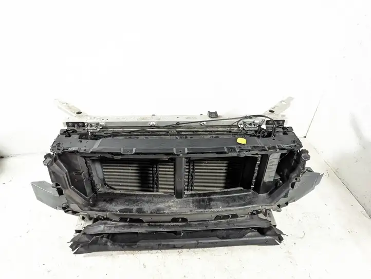 Volvo XC90 (2014 - 2019) 31425917 Панель радиаторов двигателя — фото 1