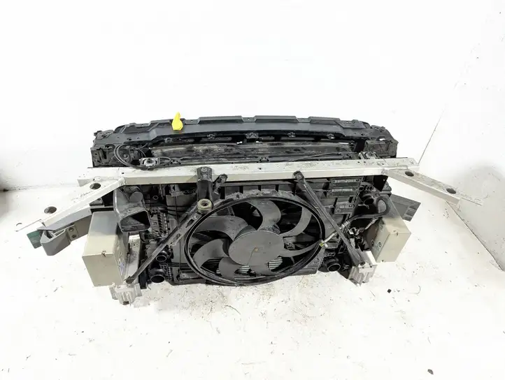 Volvo XC90 (2014 - 2019) 31425917 Панель радиаторов двигателя — фото 3