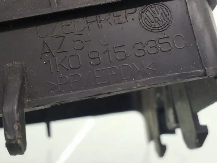 Volkswagen PASSAT B6 (2005 - 2010) 1K0915335C Ящик аккумулятора — фото 3