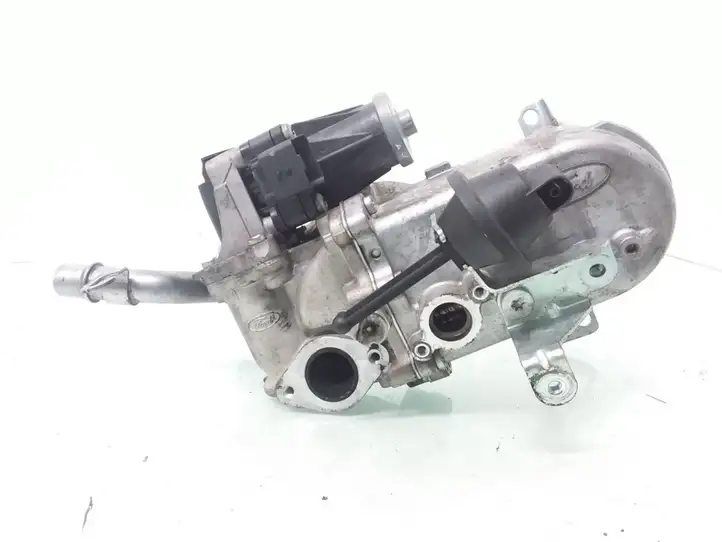 Ford Fiesta (2013 - 2017) VPEFMH19206AC Охладитель клапана EGR — фото 1