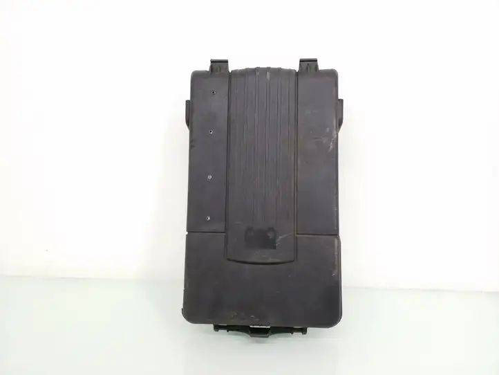 Volkswagen PASSAT B6 (2005 - 2010) 1K0915443A Крышка ящика аккумулятора — фото 1
