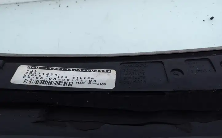 Volvo V70 (2004 - 2007) 30674474 Заднее боковое стекло — фото 4