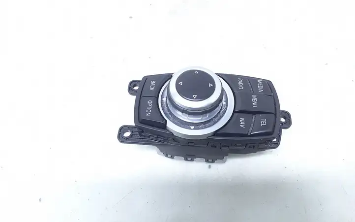 BMW 1 F20 F21 (2011 - 2019) 9267955 Контроллер мультимедийной системы — фото 1