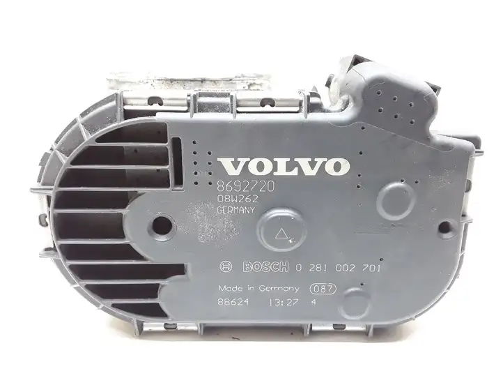 Volvo V70 (2007 - 2013) 8692720 Дроссельная заслонка — фото 3