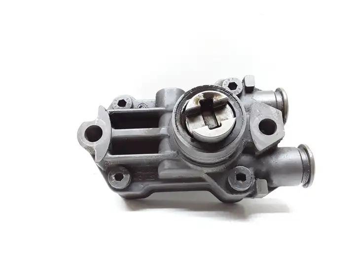 Mercedes-Benz C W203 (2000 - 2007) 0440020027 Механический топливный насос — фото 1