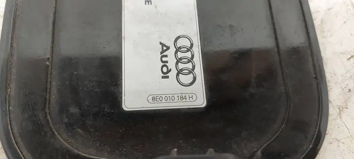 Audi A4 S4 B6 8E 8H (2000 - 2006) 8E0010184H Крышка топливного бака — фото 4