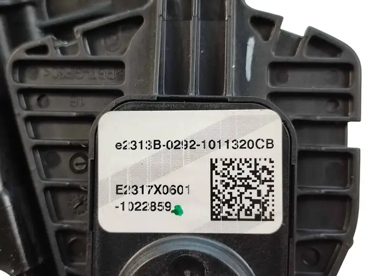 Ford F150 (2020 - ) E2317X0601 Педаль акселератора — фото 6