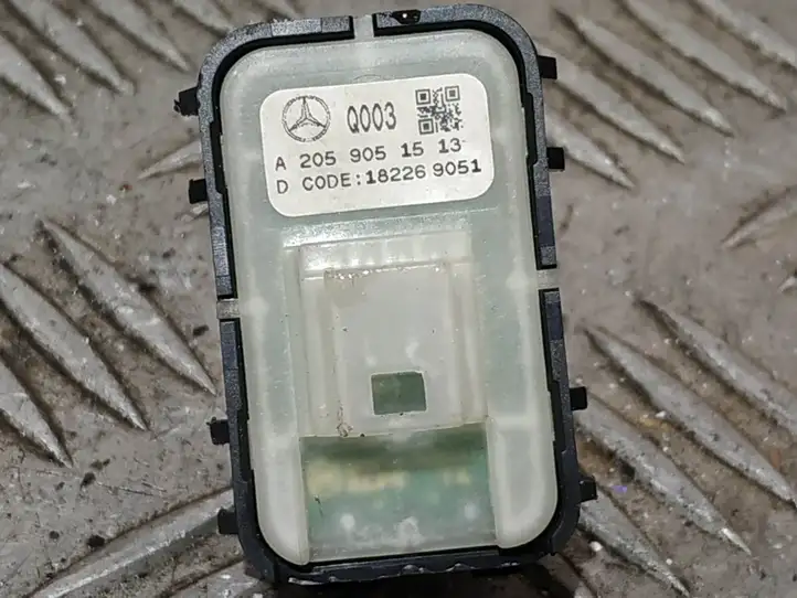 Mercedes-Benz Vito W447 (2014 - ) A2059051513 Блок кнопок стеклоподъемников — фото 3