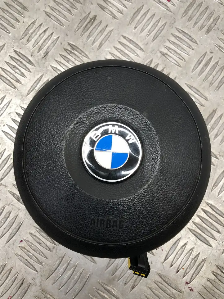 BMW 5 E60 E61 (2004 - 2010) 602536800 Подушка безопасности руля — фото 1