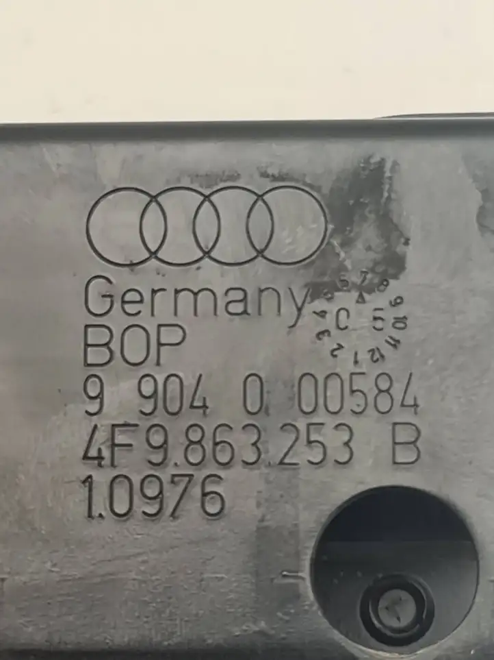 Audi A6 S6 C6 4F (2004 - 2008) 4F9863253B Прочая отделка багажника — фото 5