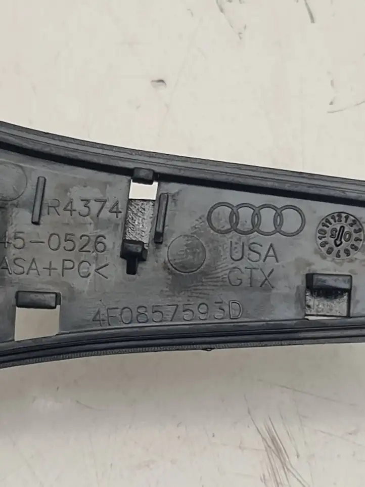 Audi A4 S4 B7 8E 8H (2004 - 2009) 4F0857593D Прочие детали салона — фото 4