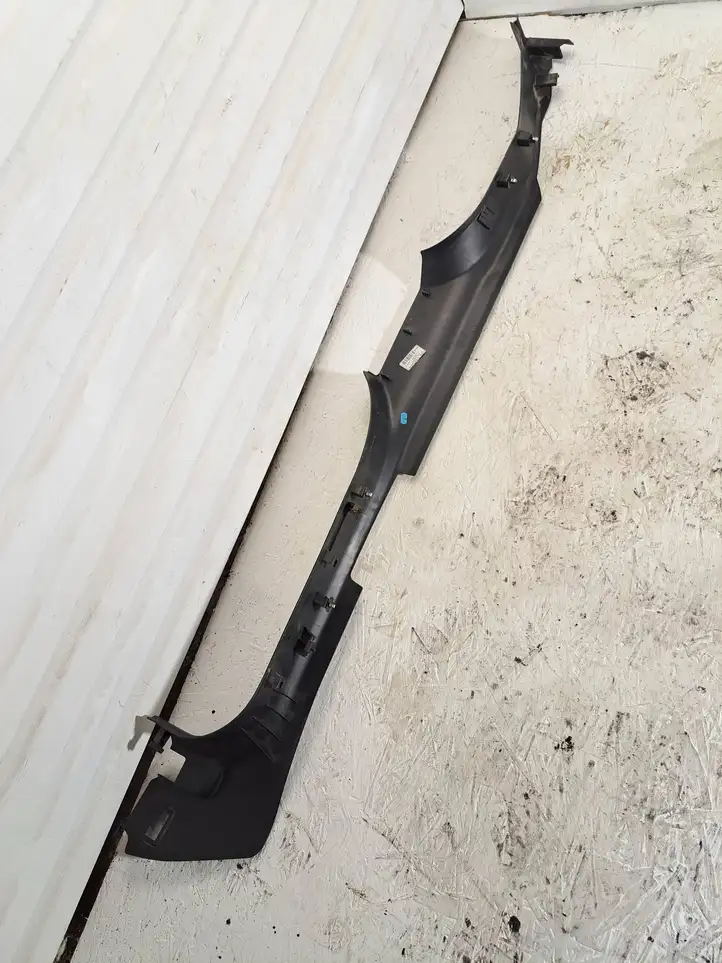 Opel Insignia A (2008 - 2017) 13318900 Внутренняя отделка переднего порога — фото 4