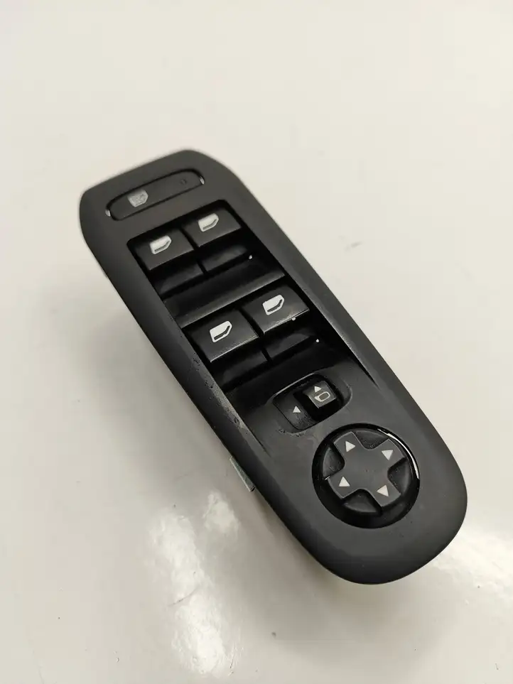 Peugeot 308 (2013 - 2021) 96788264ZD Блок кнопок стеклоподъемников — фото 2