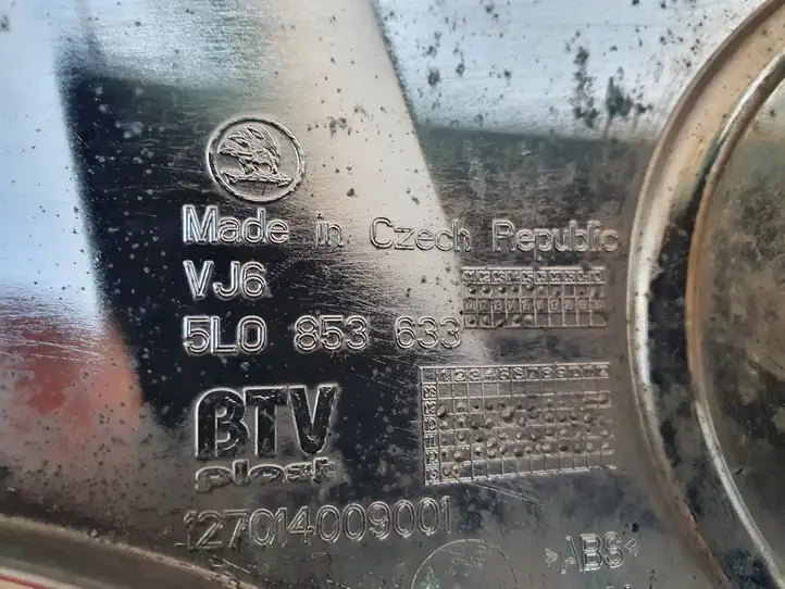Skoda Yeti (5L) (2009 - 2012) 5L0853633 Передняя решетка — фото 10