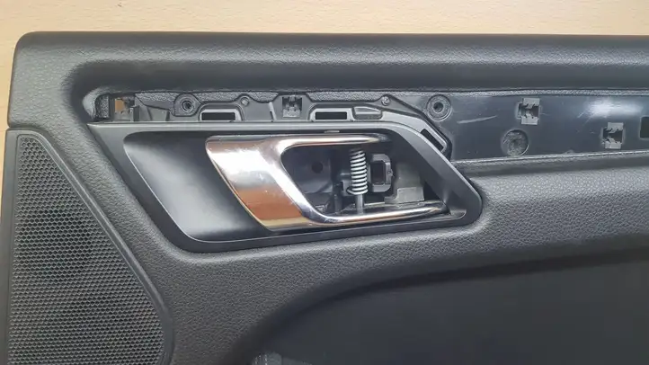 Porsche Macan (95B) (2014 - 2018) 95B867212 Обшивка задней двери — фото 10