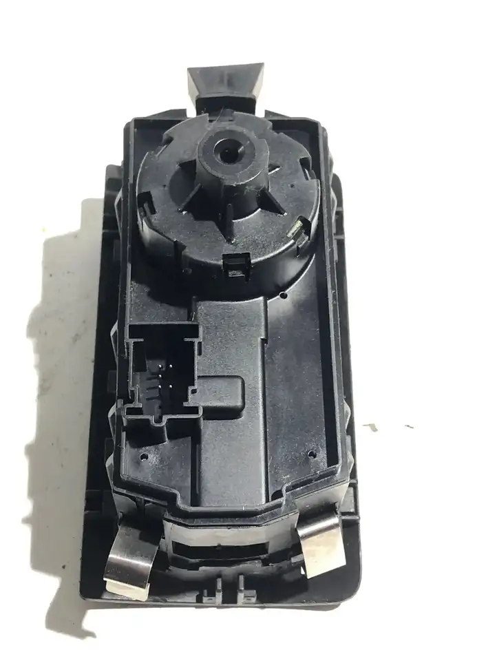 Mercedes-Benz ML W164 (2005 - 2011) A1645450204 Включатель фонарей — фото 2