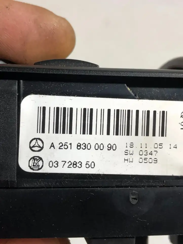 Mercedes-Benz ML W164 (2005 - 2011) A2518300090 Блок кнопок стеклоподъемников — фото 3