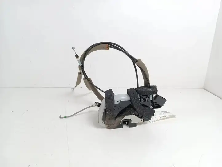 Nissan Juke I F15 (2010 - 2018) 805011KA1A Замок передней двери — фото 2