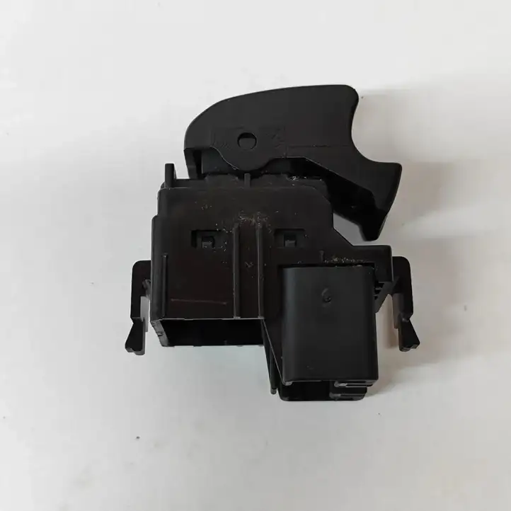 Toyota Hilux (AN10, AN20, AN30) (2011 - 2015) 848100K010 Блок кнопок стеклоподъемников — фото 5