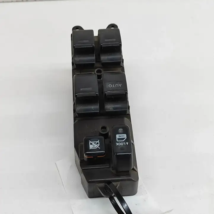 Toyota Hilux (AN10, AN20, AN30) (2004 - 2008) 84820OK101 Блок кнопок стеклоподъемников — фото 1
