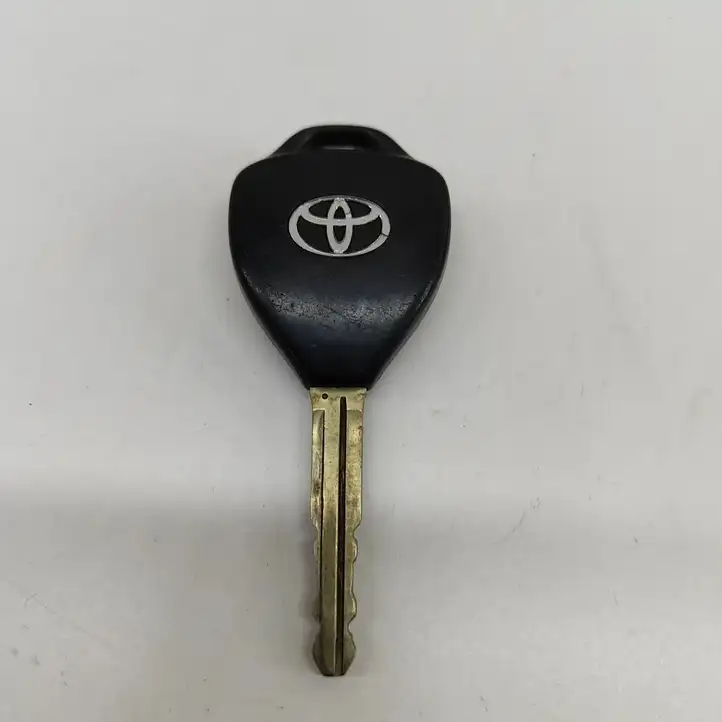 Toyota Hilux (AN10, AN20, AN30) (2004 - 2008) 890700K150 Ключ зажигания — фото 5